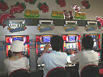展示会速報 パチスロ新機種「新妻イルカ夫人」内覧会(アビリット)