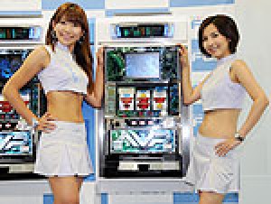 展示会速報 新機種「パチスロ エイリアンVSプレデター」プレス発表会(藤商事)