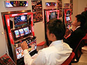 展示会速報 パチスロ新機種「悪魔城ドラキュラII」内覧会(KPE)