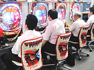 展示会速報 パチンコ新機種「CRトライガン」内覧会(ニューギン)