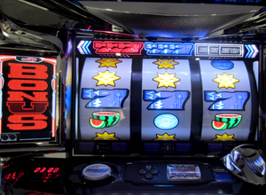展示会速報 「パチスロディスクアップ」新機種の展示スタート(サミー)