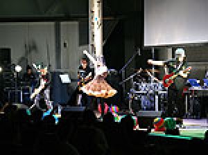 業界ニュース コミックマーケット76「NET SLOT LIVE!!」&「BIKINIPAI X MOSAIC.WAV LIVE!! @ComicMarket76」(ネット)