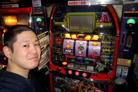●パチスロといえば初代「北斗の拳」!というにわか知識にて北斗の拳に着席