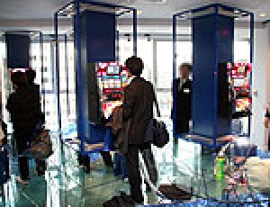 展示会速報 新機種「パチスロ一騎当千2 BrilliantBattle」プレス試打会(タイヨー)