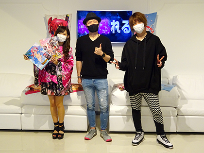 業界ニュース 「パチスロ 百花繚乱 サムライガールズ」プレミアムファン試打会を開催(フィールズ)