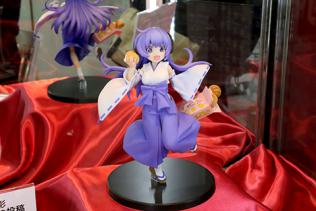 羽入の1/7スケールフュギュア限定カラーver.展示(DAIICHI) | 業界